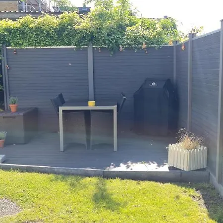 Schoene Ruhige Mit Terrasse *