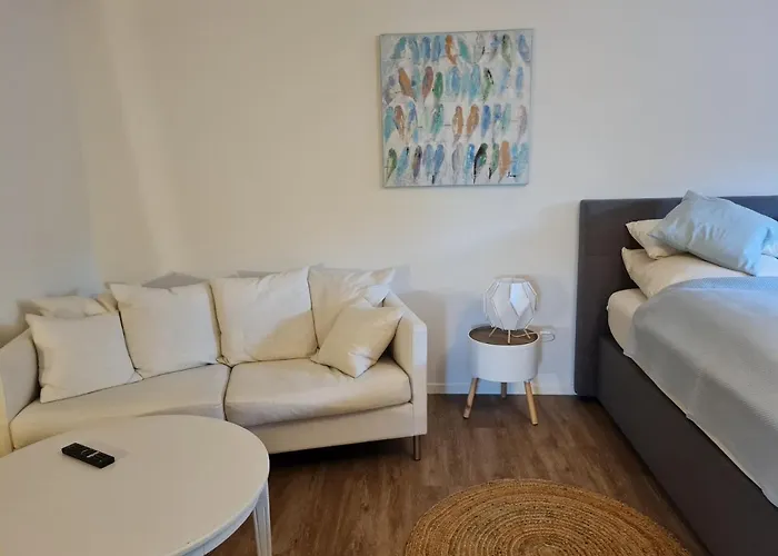 Schoene Ruhige Mit Terrasse *